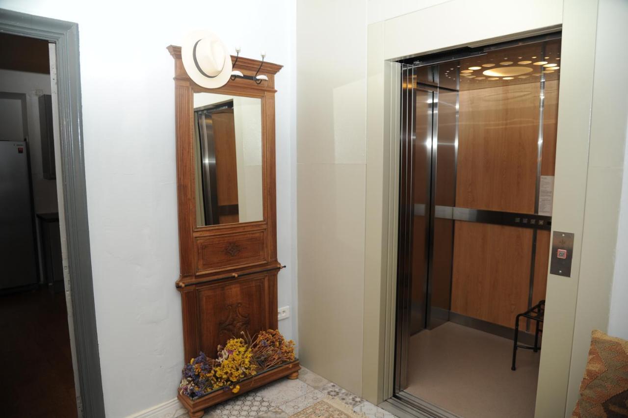 Ferienwohnung Classic France Double For Larger Groups Or Extended Families - Ac, Elevtor, 2 Appts Joined By A Common Indoor Patio Limoux Exterior foto